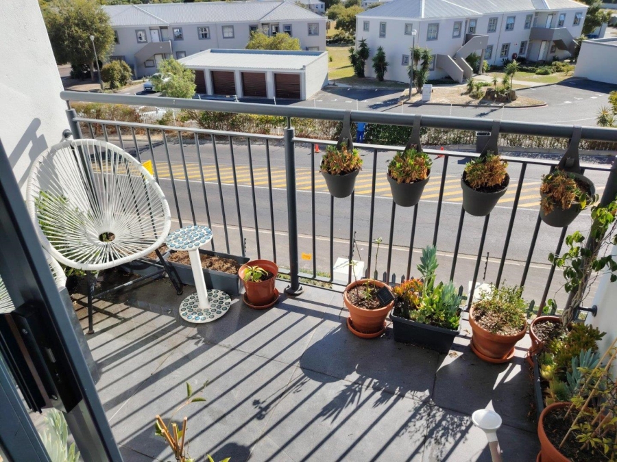 1 Bedroom Property for Sale in Sonstraal Heights Western Cape